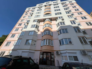 3-х комнатная квартира, 105 м², Буюканы, Кишинёв