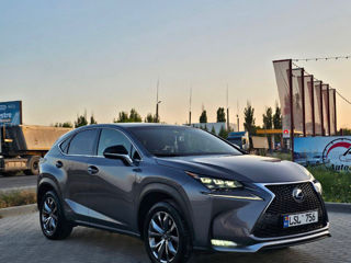 Lexus NX Series foto 10