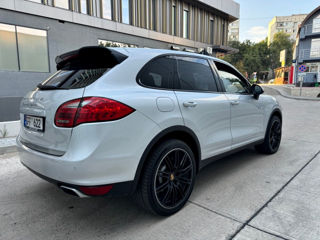 Porsche Cayenne foto 2