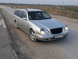 Mercedes E Class foto 6