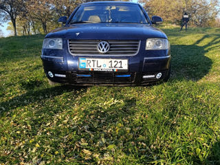 Volkswagen Passat foto 3