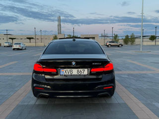 BMW 5 Series foto 7