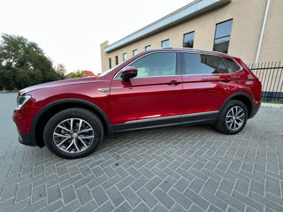 Volkswagen Tiguan foto 3