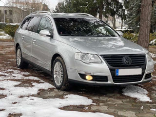 Volkswagen Passat foto 1