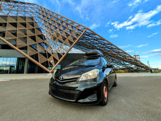 Toyota Yaris foto 0