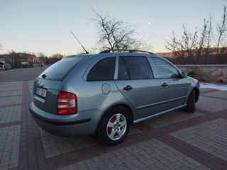 Skoda Fabia foto 3