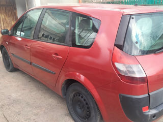 Renault Grand Scenic foto 3