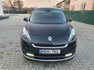 Renault Grand Scenic foto 2