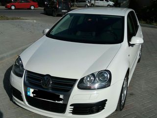 Volkswagen Golf foto 1