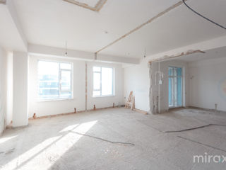 Apartament cu 3 camere, 138 m², Râșcani, Chișinău foto 7