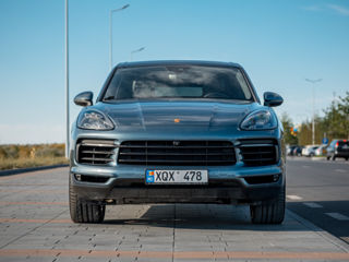 Porsche Cayenne foto 4