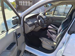 Renault Scenic foto 10