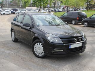 Opel Astra foto 2