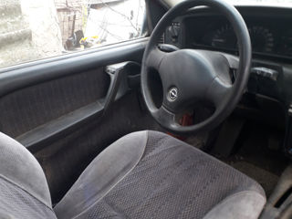 Opel omega a foto 3