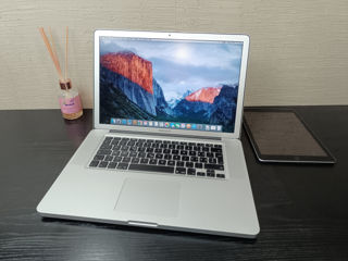 Macbook Pro 15 (2010) (i5 //500 HDD MVMe// 6GbRam// Garanție)