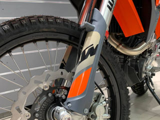 KTM 690 ENDURO R foto 8