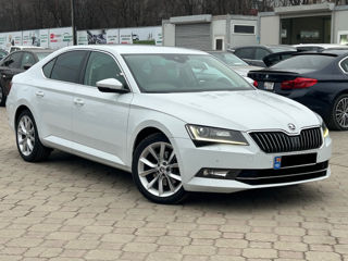 Skoda Superb foto 5