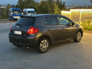 Toyota Auris foto 4