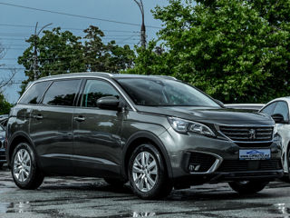 Peugeot 5008 foto 1