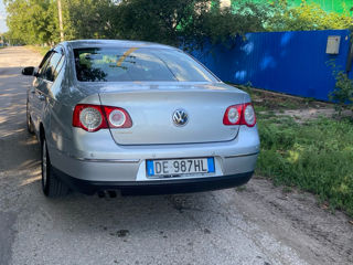 Volkswagen Passat foto 9