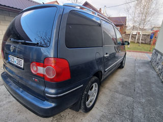 Volkswagen Sharan foto 4