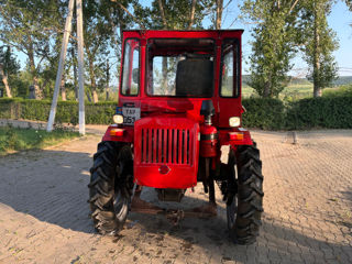 Tractor T16 foto 4