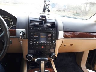 Volkswagen Touareg foto 4