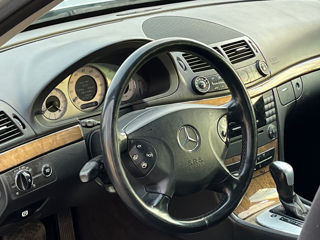 Mercedes E-Class foto 9