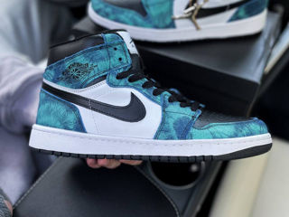 Nike Air Jordan 1 Retro High Tie-Dye Unisex фото 4