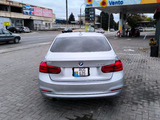 BMW 3 Series foto 5