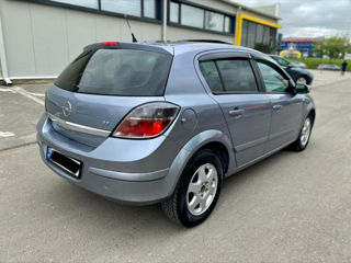 Opel Astra foto 6