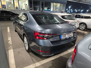 Skoda Superb foto 3