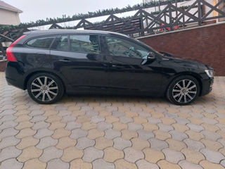 Volvo V60 foto 4