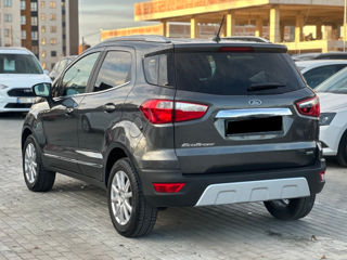 Ford EcoSport foto 8