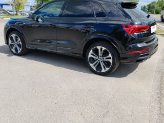 Audi Q3 foto 16