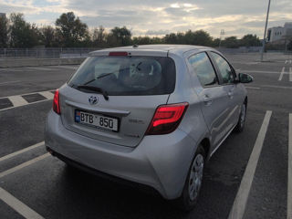 Toyota Yaris foto 3