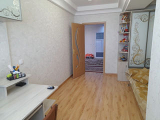 Apartament cu 3 camere, 113 m², Botanica, Chișinău foto 5