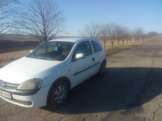 Opel Corsa foto 4