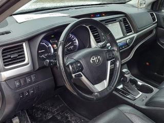 Toyota Highlander foto 10