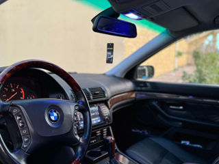 BMW 5 Series foto 6