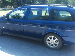 Opel Astra foto 3