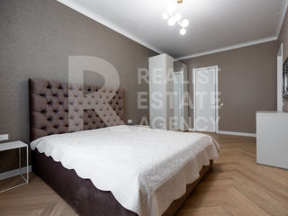 Apartament cu 2 camere, 105 m², Centru, Chișinău foto 8
