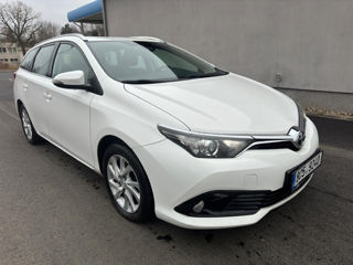 Toyota Auris foto 3