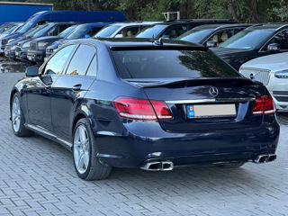 Mercedes E-Class foto 5