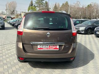 Renault Grand Scenic foto 7