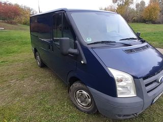 Ford Transit foto 1