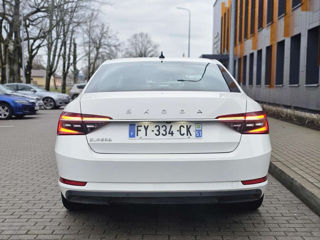 Skoda Superb foto 6