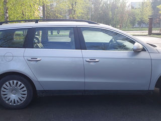 Volkswagen Passat foto 2