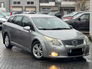 Toyota Avensis foto 3