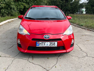 Toyota Prius c foto 3